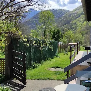  Hébergement de vacances Maison Au Pied De La Montagne